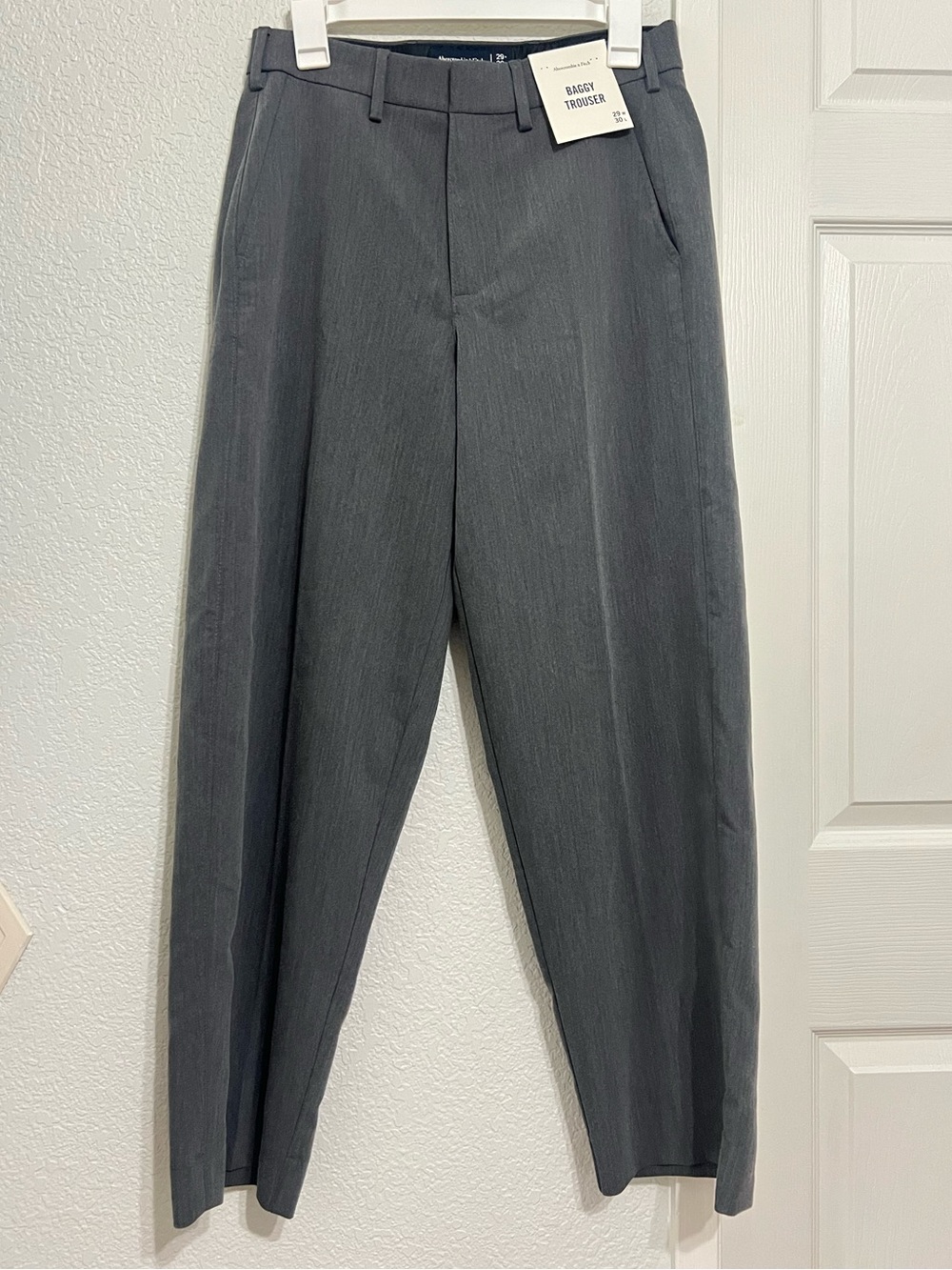 Men’s Abercrombie & Fitch Gray Baggy Trousers Relaxed Fit Dress Pants